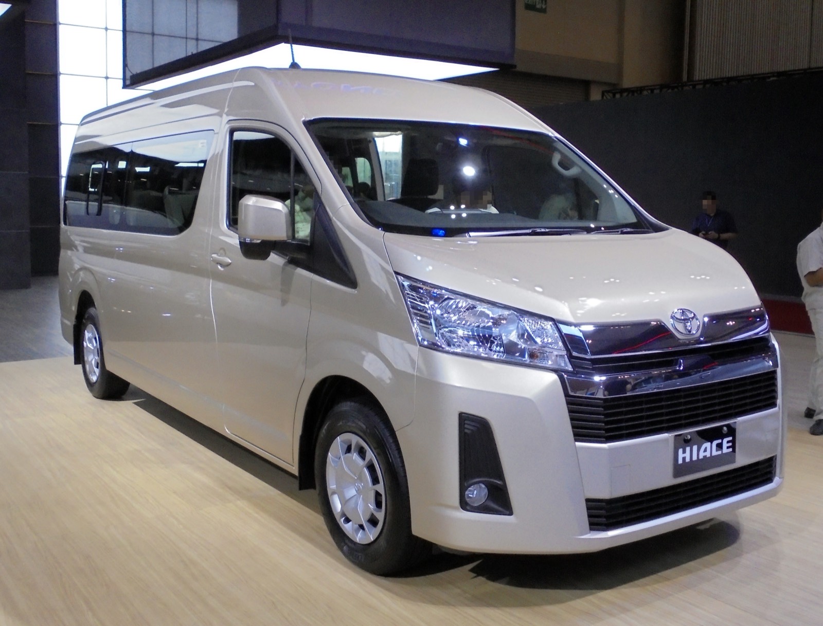 Hiace Premio
